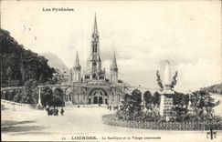 CPA Lourdes la Basilique et la Vierge couronnee 