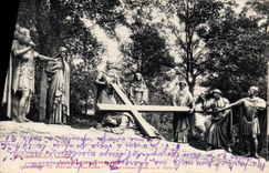CPA Les Hautes Pyrenees Lourdes IX Station du Calvaire Jesus Tombe pour la 3e foie 