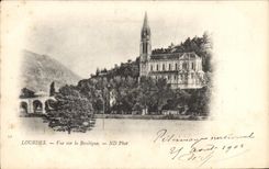 CPA Lourdes vue sur la Basilique 