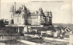 CPA Pierrefonds le Chateau et la Maison de Viollet le Duc 