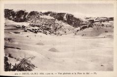 CPA Beuil A M Vue generale et la Piste de Ski 