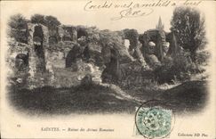 CPA Saintes Ruines des Arenes Romaines 
