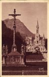 CPA Lourdes La Basilique et le Calvaire Breton 