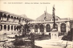 CPA Ile St Honorat Abbaye de Lerins Le Cimetiere 