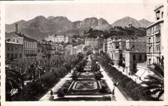 CPA Menton Le jardin public et les hotels