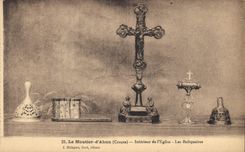 CPA Le Moutier d'Ahun Creuse Interieur de l'Eglise les Reliquaires 
