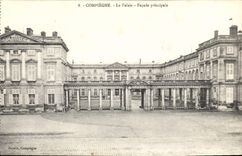 CPA Compiegne le Palais Facade principale 