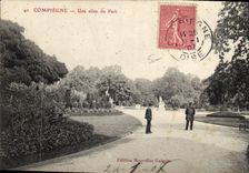 CPA Compiegne Une Allee du Parc 