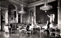 CPA Palais de Compiegne Oise Chambre a coucher de l'Imperatrice Marie Louise 