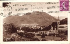CPA Lourdes Vue Generale et Pic du Jer 
