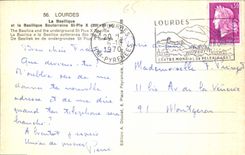 CPA Lourdes La Basilique et la Basilique Souterraine St Pie X 