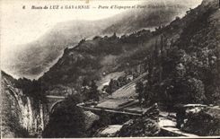 CPA Route de Luz a Gavarnie Porte d'Espagne et Pont Napoleon 