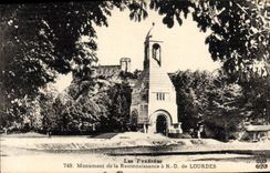 CPA Les Pyrenees Monument de la Reconnaissance a N D de Lourdes 