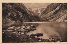 CPA Cauterets Le Lac de Gaube 