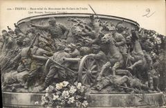 CPA Troyes Haut Relief du Monument des Enfants de l'Aube 
