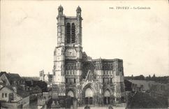 CPA Troyes La Cathedrale 