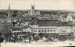 CPA Troyes Vue sur Saint Remy et la Cathedrale 
