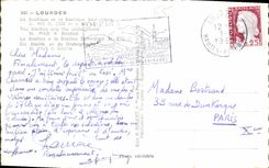 CPA Lourdes La Basilique et la Basilique Souterraine St Pie X 