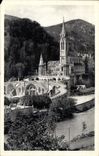 CPA Lourdes La Basilique et le Gave 