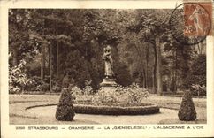CPA Strasbourg Orangerie La Gaenseliesel L'Alsacienne a l'Oie 