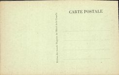 CPA Lourdes La Basilique et la chaine des Pyrenees 