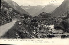 CPA Route de Luz a Gavarnie au Chaos Le Casque La Fausse Breche et le Taillon 