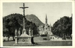 CPA Lourdes L'Esplanade 