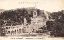 CPA Lourdes La Basilique et le Calvaire 