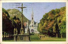 CPA Lourdes Calvaire breton et Basilique 