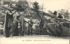CPA Lourdes Quatrieme Station du Calvaire 