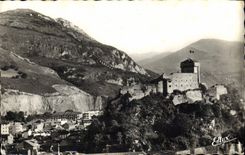 CPA Lourdes Le Chateau Fort et le Pic du Jer 