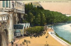 CPA Lourdes Les Piscines et le Gave 