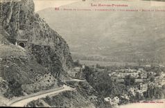 CPA Les Hautes Pyrenees Route de Cauteret Pierrefitte Vue generale et Tunnel 