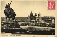 CPA Marseille Vue de la Cathedrale 