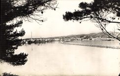 CPA Martigues B du R vue generale l'Etang de Berre 