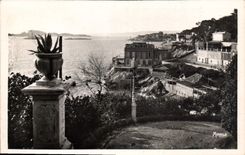 CPA Marseille la Corniche et les Iles vues de la Reserve 