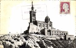 CPA Marseille B du R Basilique Notre Dame de la Garde 
