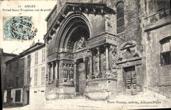 CPA Arles Portail Saint Trophime vue de Profil 
