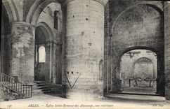 CPA Arles Eglise Saint Honorat des Alyscamps vue interieur 