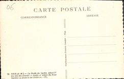 CPA Nice A M la Grotte du Jardin Albert Ier la joie des enfants 