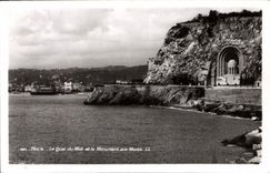 CPA Nice le Quai du Midi et le Monument aux Morts 