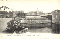 CPA Chateau Chantilly l'entree du Chateau 