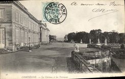 CPA Compiegne le Chateau et les Terrasses 
