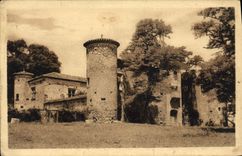 CPA Roquebrune Le Chateau de Pujos Imposantes ruines feodales a donjon carre du XIVs 