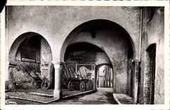 CPA Vence la Jolie A M les Arcades de l'ancien Eveche 