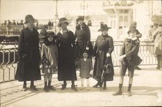 CARTE PHOTO Nice Personnages