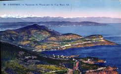 CPA L'Esterel Panorama du Trayas pris du Cap Roux 