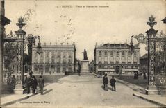 CPA Nancy Place et Statue de Stanislas 