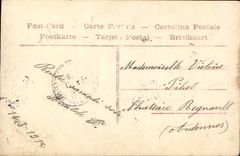 CPA Un Baiser Homme Mezieres Velo cycle