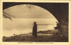 CPA Abbaye d'Hautecombe Voute souterraine de la grange 